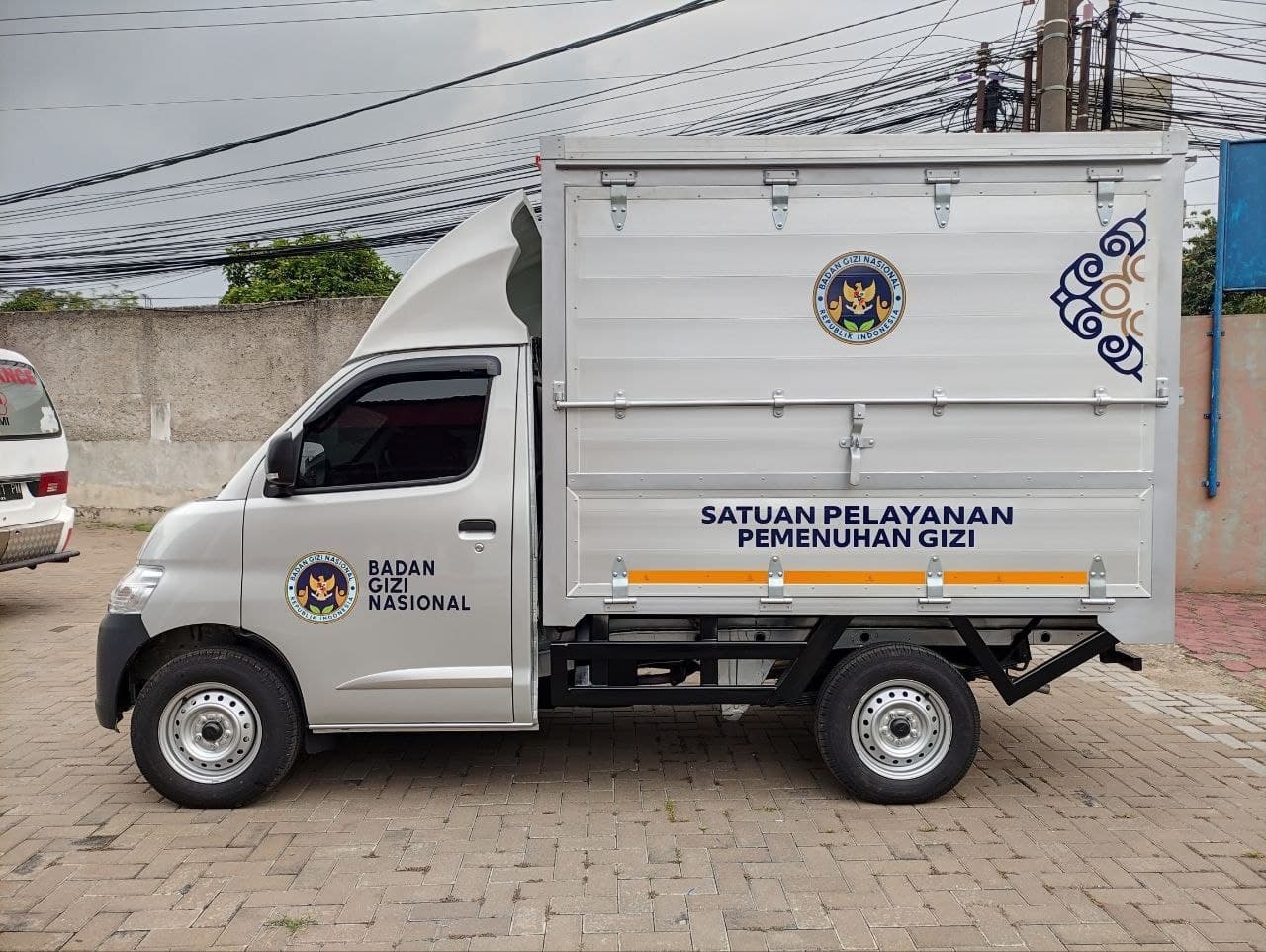 Daihatsu Gran Max Box Aluminium - Badan Gizi Nasional 2