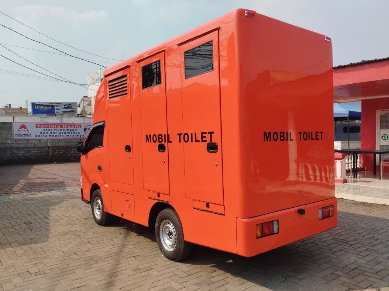 Isuzu Mobil Toilet 6
